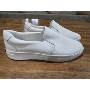 Keds Women's Pursuit Slip-On Leather Sneaker Size 8.5 W